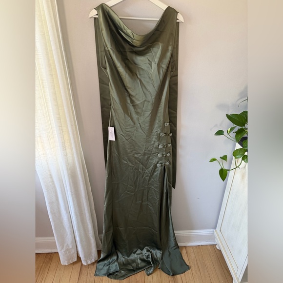 SAU LEE Priscilla Gown in Olive Green - Picture 3 of 8